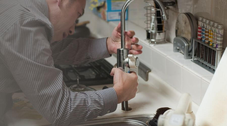Local water heater installation in Lorida, FL